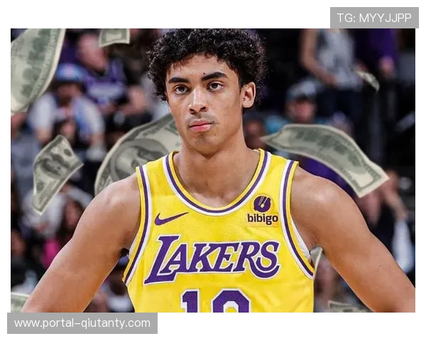 自由球员市场注重技能全面性,适配多战术体系